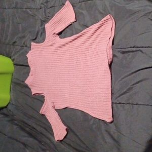 Open shoulder top